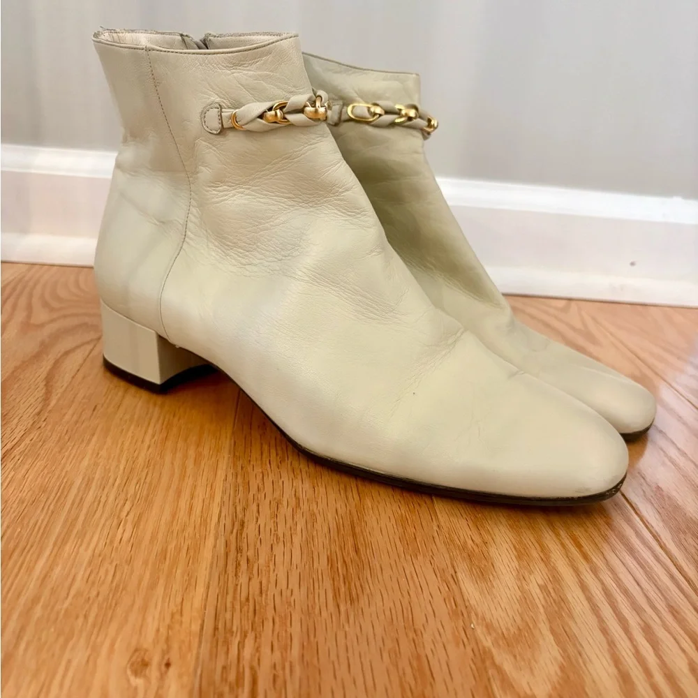 Vintage Bally Soft Leather Cream Ankle Boots GUC Sz 9 - Picture 2 of 11